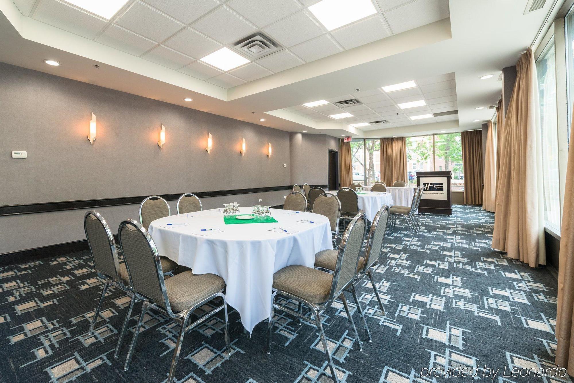 Holiday Inn Express Edmonton Downtown By Ihg Luaran gambar