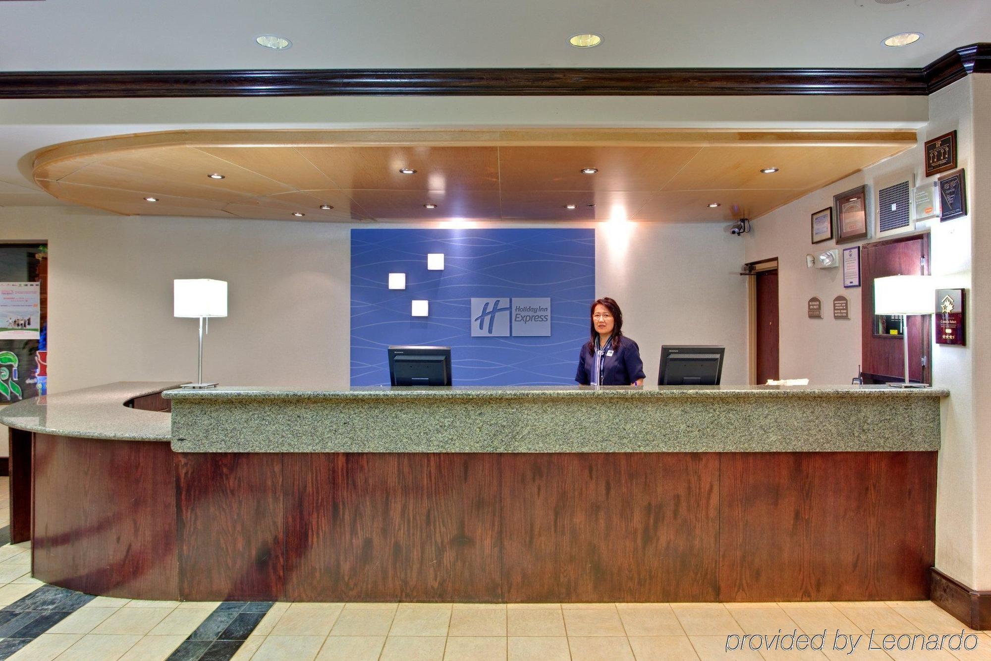 Holiday Inn Express Edmonton Downtown By Ihg Luaran gambar