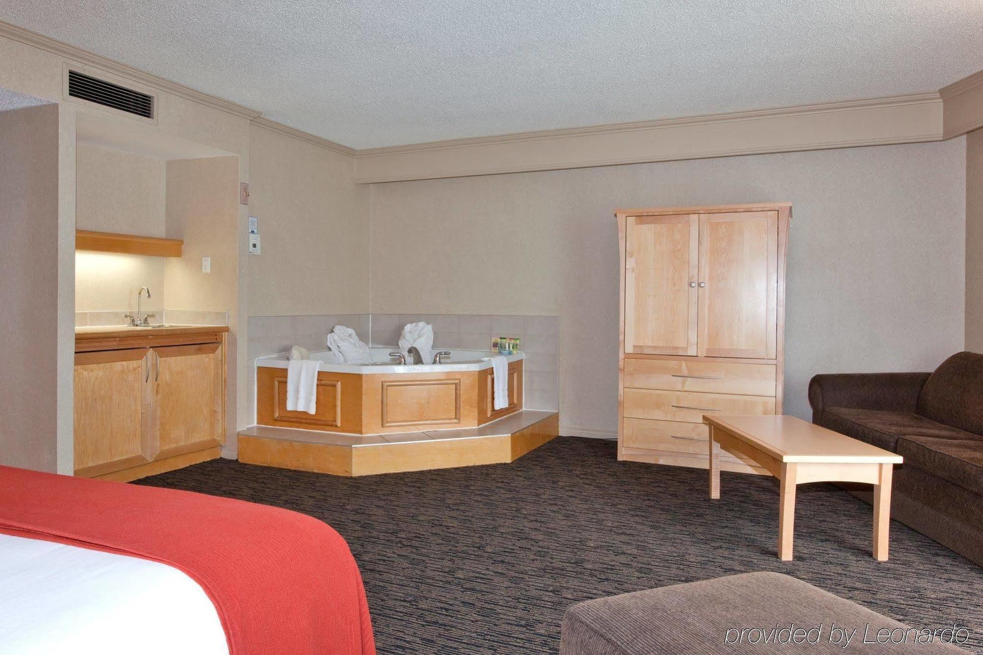 Holiday Inn Express Edmonton Downtown By Ihg Luaran gambar